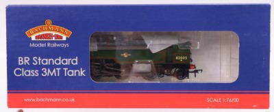 Lot 520 - A Bachmann 00 gauge 31-976 BR Standard Class...