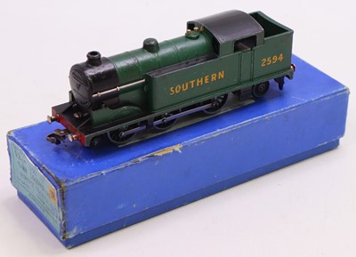 Lot 271 - A Hornby Dublo EDL7 3-rail post-war 0-6-2 tank...