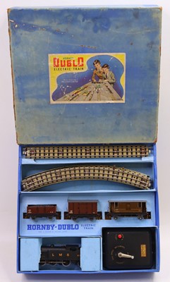 Lot 254 - A Hornby Dublo EDG7 LMS goods set, comprising...