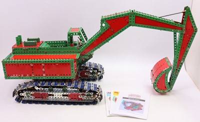 Lot 1861 - A large made-up model of a Meccano tracked...
