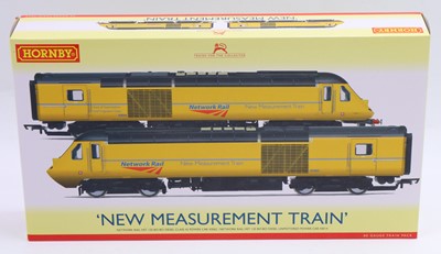 Lot 395 - Hornby 00 gauge "New Measurement Train" HST...