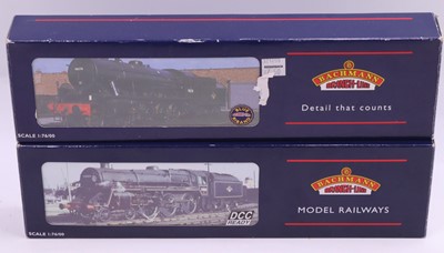 Lot 526 - Two Bachmann 00 gauge locos to include a W2...