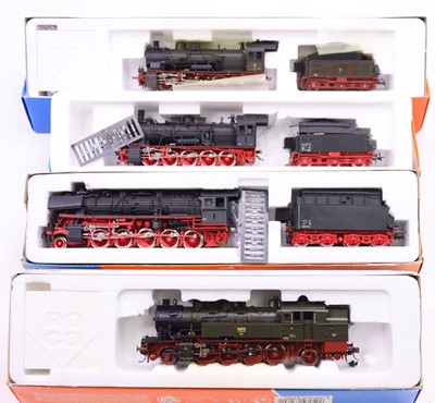 Lot 650 - Four Roco HO gauge locos to include a KPEV T14,...