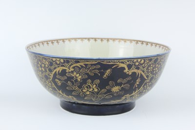 Lot 91 - A large Chinese blue-ground gilt-decorated...