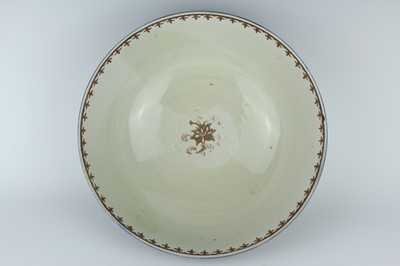 Lot 91 - A large Chinese blue-ground gilt-decorated...