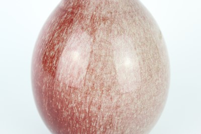 Lot 86 - A Chinese peach-bloom-glazed bottle vase, Qing...