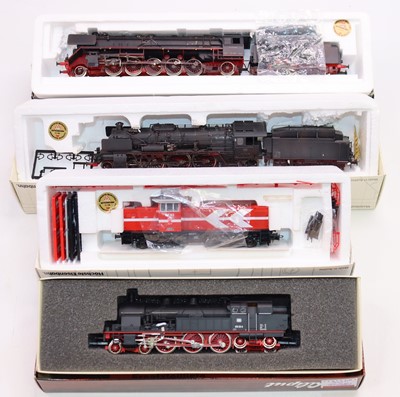 Lot 654 - Four HO gauge Liliput locos to include a BR78...