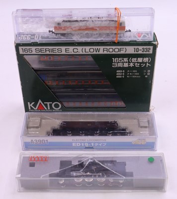 Lot 729 - Four N gauge locos to include a Kato 165...