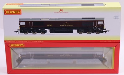 Lot 450 - A Hornby 00 gauge Class 66 in GBRF Belmond...