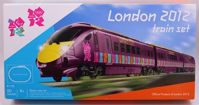Lot 424 - A Hornby R1153-PO04 00 gauge London 2012 three-...