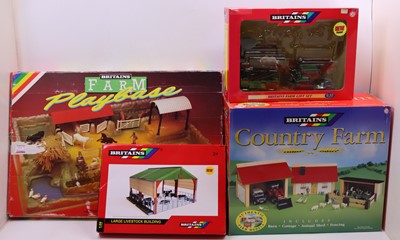 Lot 1622 - Britains 1/32 scale group of four accessories...