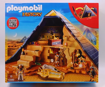 Lot 1898 - A Playmobil sealed No. 5386 History Series...