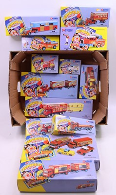 Lot 978 - 13 boxed various Chipperfield Circus Corgi...