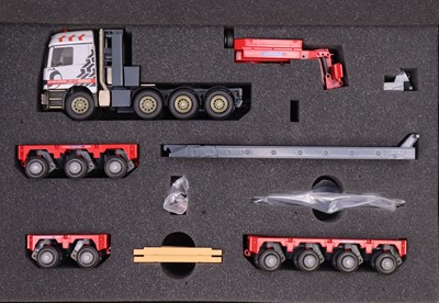 Lot 1568 - Conrad 1/50 scale No.40125 MB Actros Sheurle...