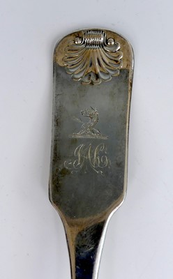 Lot 2083 - A George III Irish silver serving slice, in...
