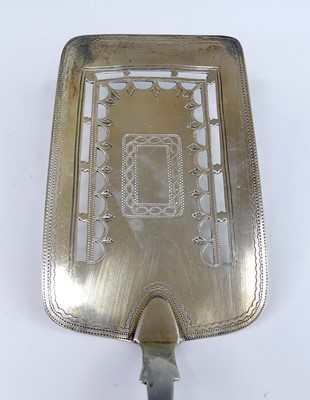 Lot 2083 - A George III Irish silver serving slice, in...