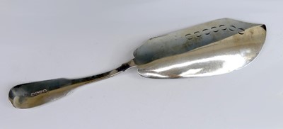 Lot 2084 - A George III silver fish slice, in the Fiddle...