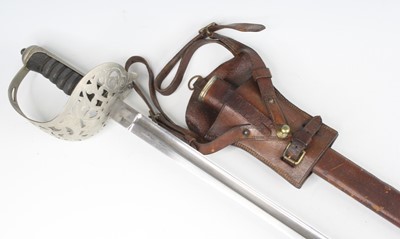 Lot 533 - A British 1897 pattern Infantry Officers sword,...