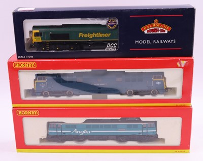 Lot 482 - Three 00 gauge locos to include a Bachmann...