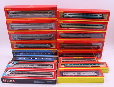 Lot 596 - One tray containing various modern image...