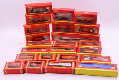Lot 599 - One tray containing various Hornby Yearly...