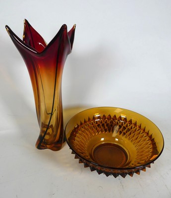 Lot 15 - A 20th century Murano glass vase; together...