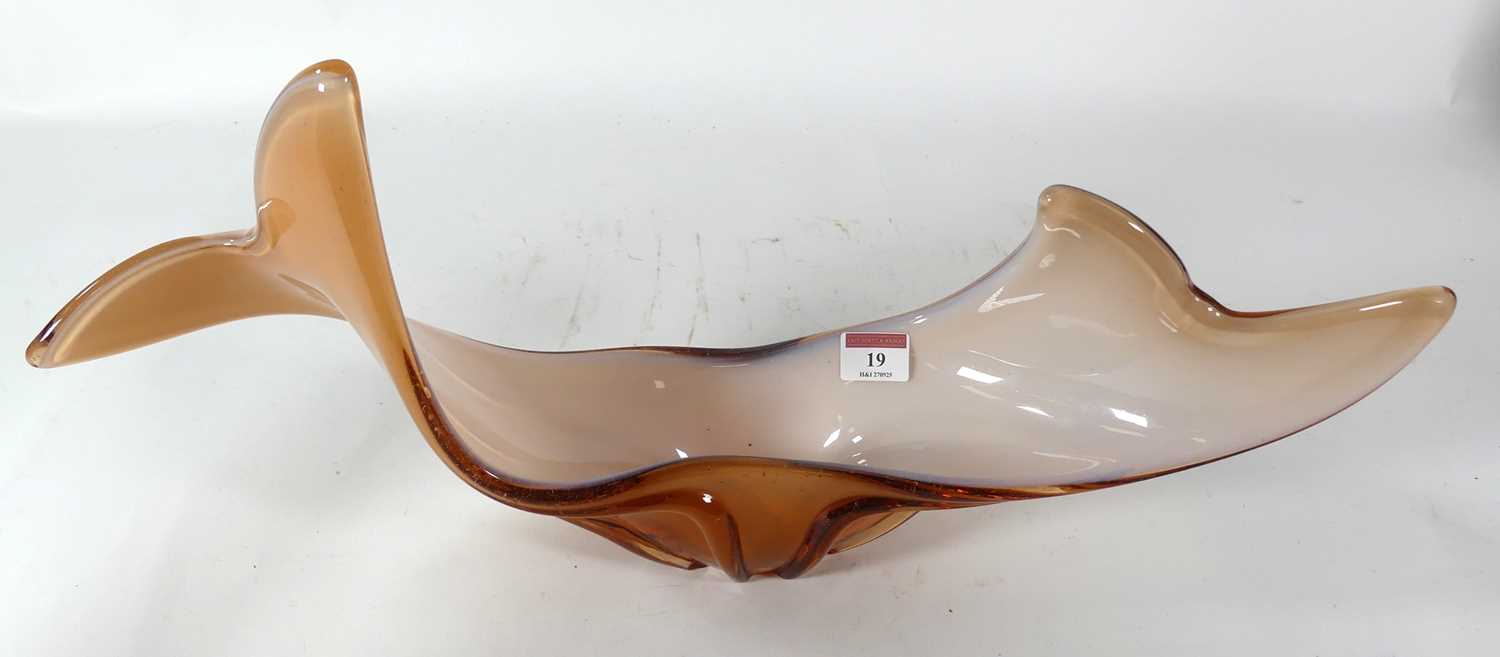 Lot 19 - A Murano art glass bowl, w.57cm