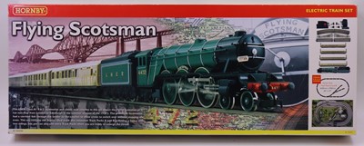 Lot 419 - A Hornby 00 gauge Flying Scotsman train set,...
