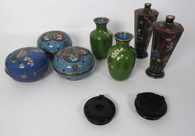 Lot 49 - A box of cloisonne wares, to include a pair of...