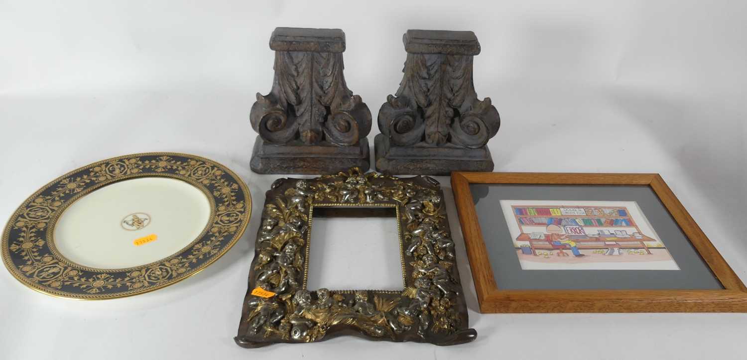 Lot 52 - A box of miscellaneous items, to include an...