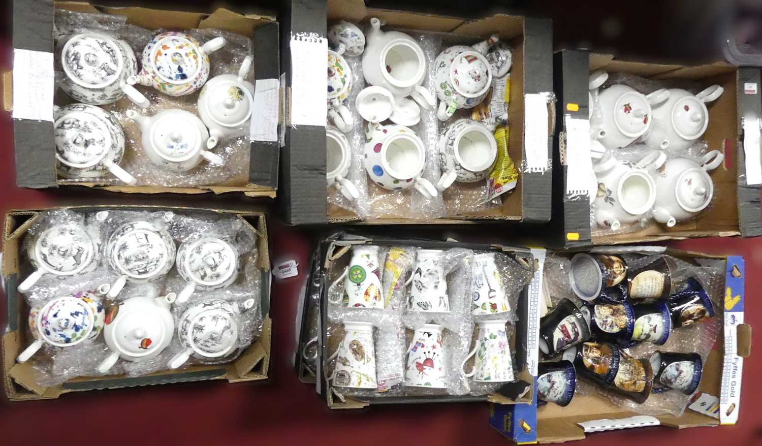 Lot 65 - Seven boxes of china items, to include...
