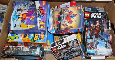 Lot 1509 - A tray of mainly modern release and used Lego,...