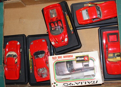 Lot 1527 - A tray of 1:24 and 1:18 scale Ferrari interest...