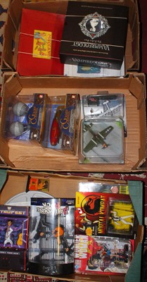 Lot 1532 - Mixed TV related action figures and board...