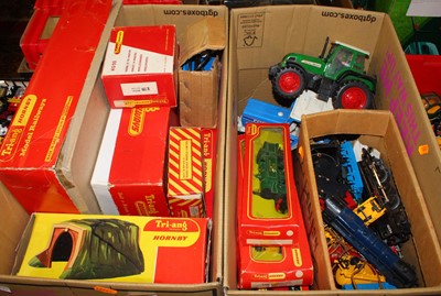 Lot 1591 - Three boxes containing mixed effects to...