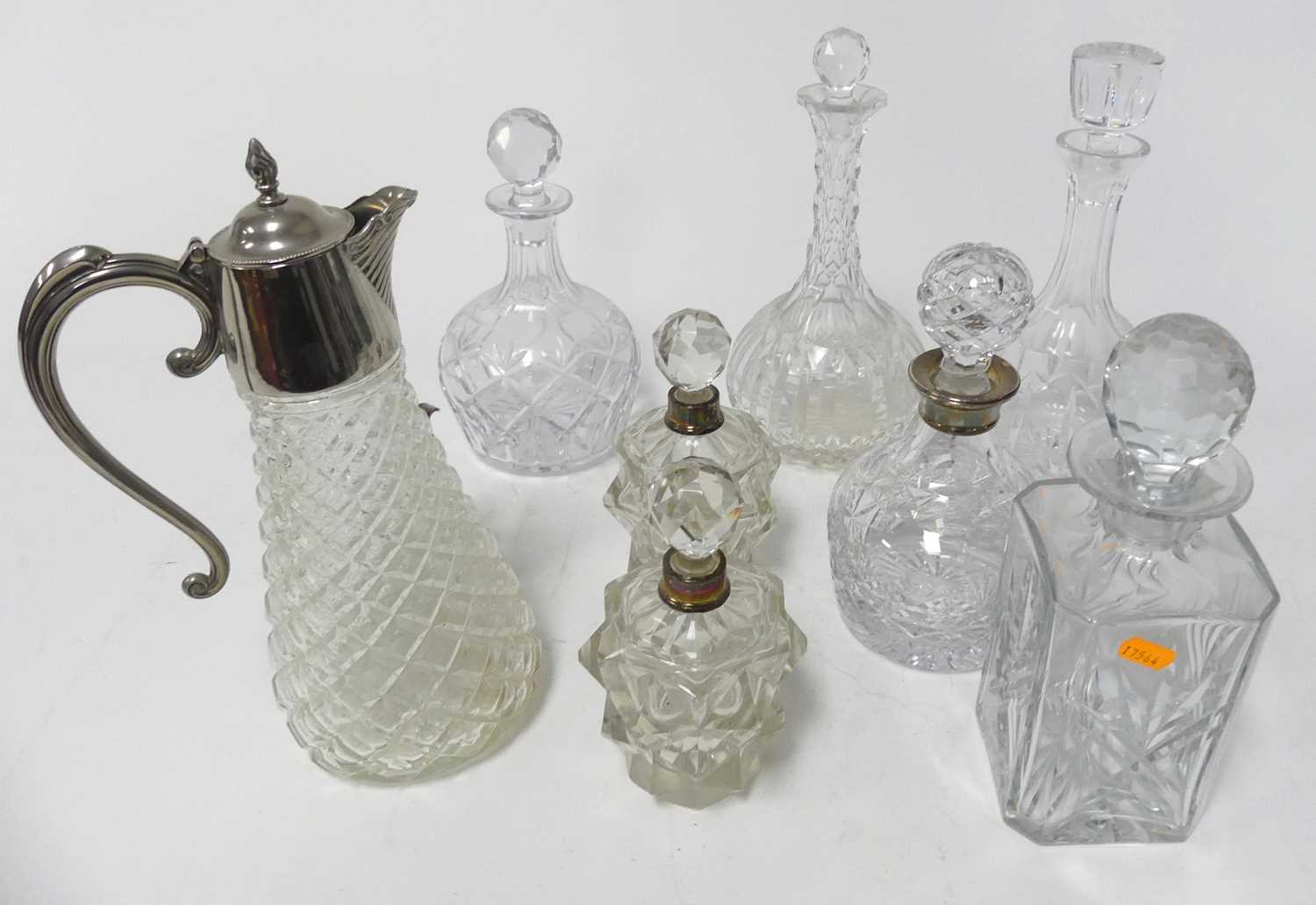 Lot 196 - A collection of silver and silver plated...