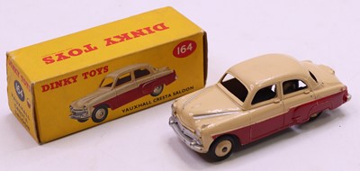 Lot 1026 - A Dinky Toys No.164 Vauxhall Cresta Saloon,...