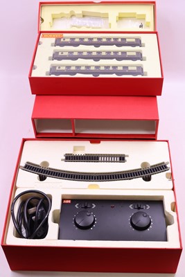 Lot 431 - Hornby Railways 00 Gauge Orient Express Boxed...