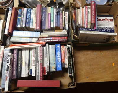 Lot 577 - A collection of assoerted mainly military and...