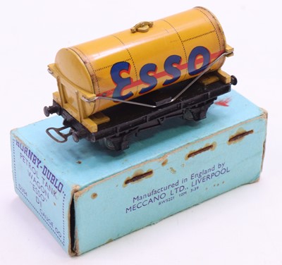 Lot 237 - Hornby Dublo pre-war D1 petrol tank wagon buff...