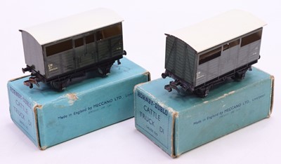 Lot 357 - Hornby Dublo post-war reference pair of GWR...
