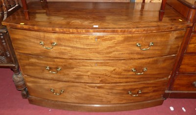 Lot 1302 - A 19th century mahogany and crossbanded...