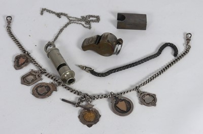 Lot 433 - Mixed lot to include sundry silver sporting...