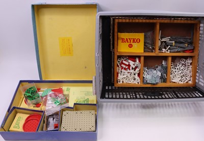 Lot 1531 - Two boxes of mixed 1950s Bayko