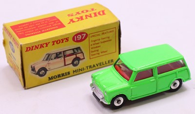 Lot 1019 - Dinky Toys 197 Morris Mini Traveller in...