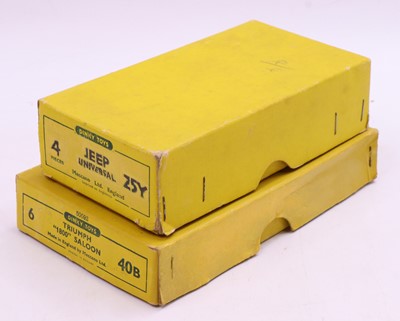 Lot 1251 - Dinky Toys group of 2 empty trade boxes to...