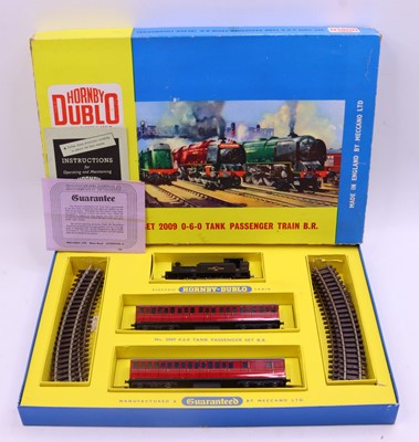 Lot 257 - A Hornby Dublo 2009 0-6-0 2 rail BR passenger...