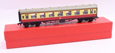 Lot 315 - A Hornby Dublo Neverwazza 2000 series M Camish,...
