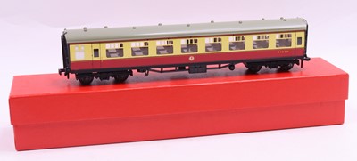 Lot 317 - A Hornby Dublo 2000 series M Camish Specials...