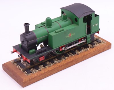 Lot 42 - 0 gauge live steam scratch-built 2-4-0...